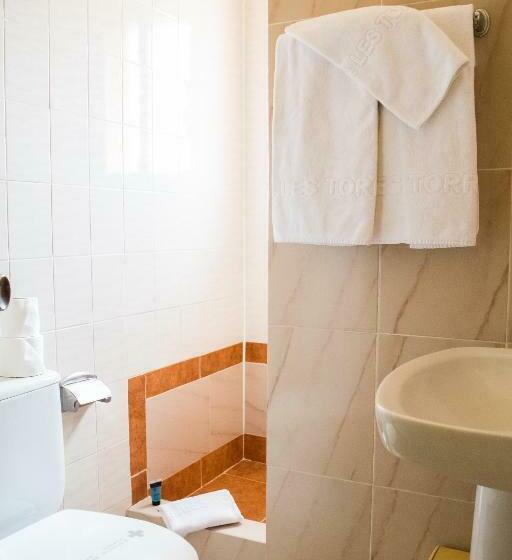 Номер Стандарт, Hostal Las Torres