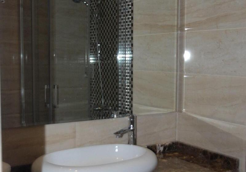 اتاق استاندارد, A44
