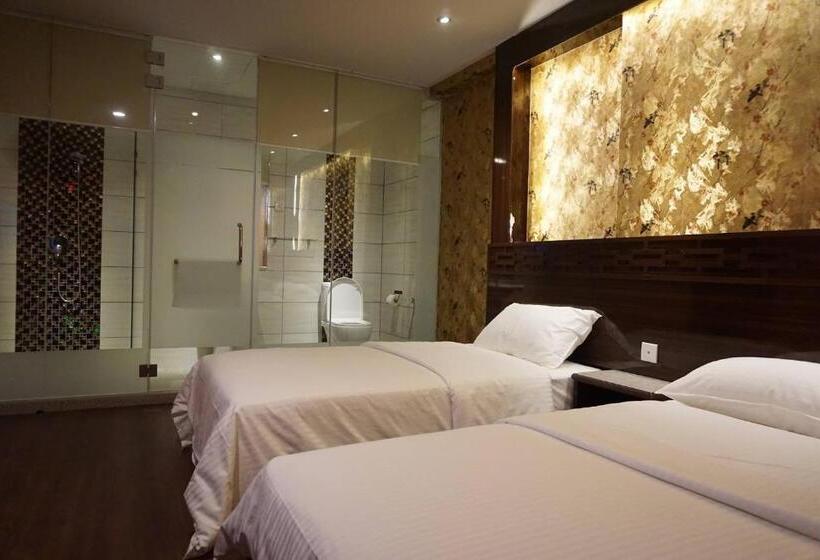 Трехместный Номер Deluxe, Apple Hotel Penang