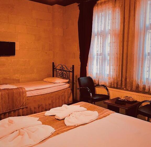 스탠다드 트리플 룸, Cappadocia Stone Palace