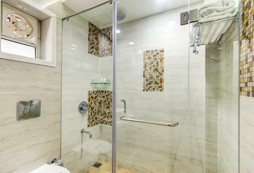 Номер Deluxe, Treebo Daksh Residency