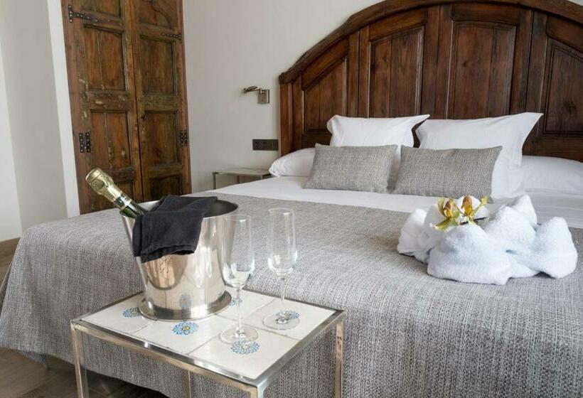 سوییت جونیور لوکس, Sa Voga Hotel & Spa