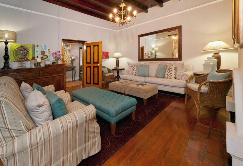 Номер Deluxe, De Doornkraal Vinotel