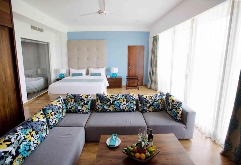 Номер Премиум, Club Waskaduwa Beach Resort & Spa