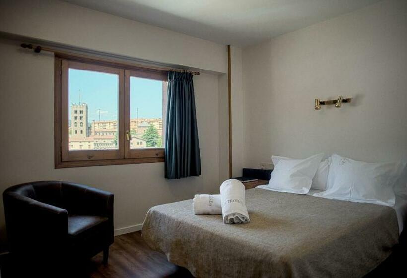 Номер Стандарт Вид на Город, La Trobada Hotel Sport