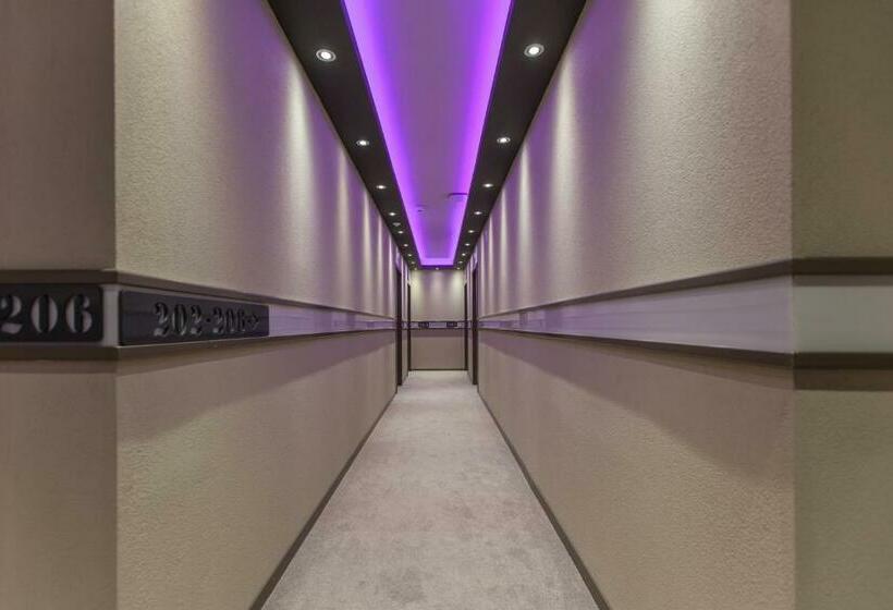 Полулюкс, Plaza Hotel Winterthur