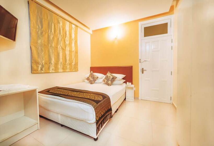 اتاق لوکس با چشم‌انداز شهر, City Grand Guest House