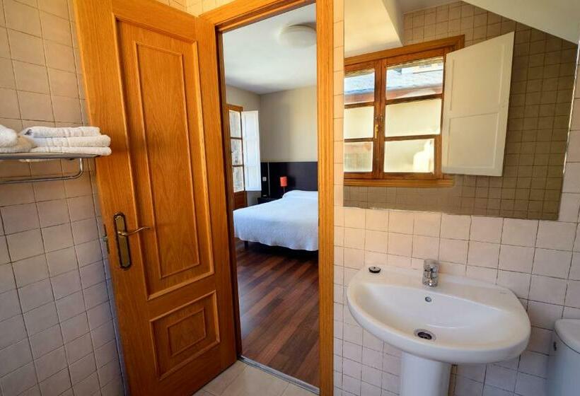 Номер Стандарт, Hostal El Palacio
