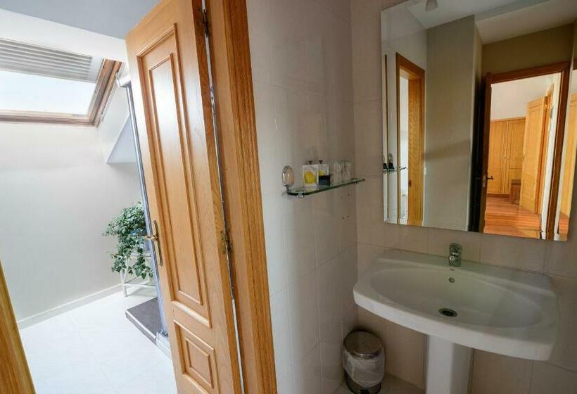 Номер Стандарт Трехместный, Hostal El Palacio