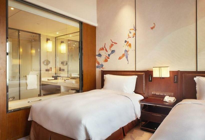 Номер Executive, Doubletree By Hilton Ningbo Beilun