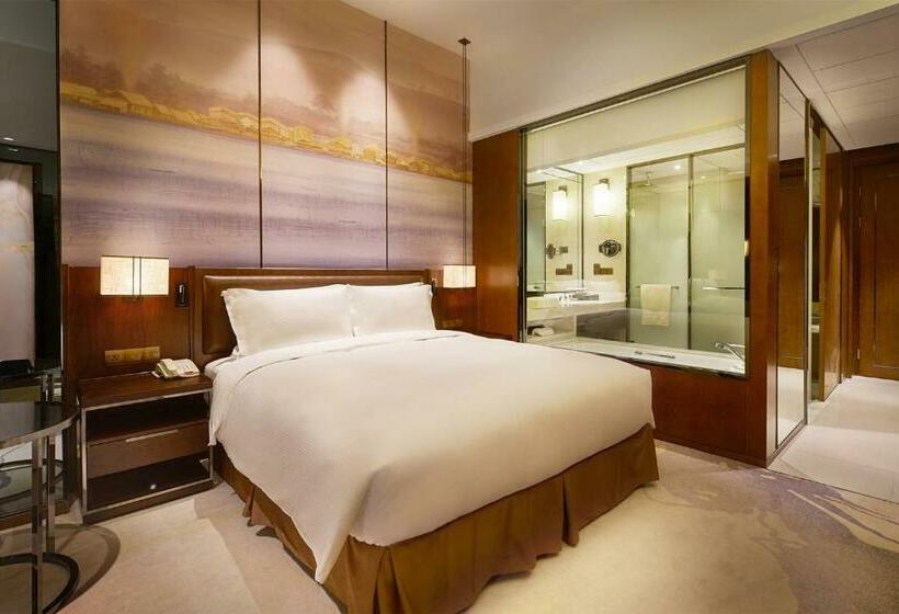 Номер Deluxe, Doubletree By Hilton Ningbo Beilun