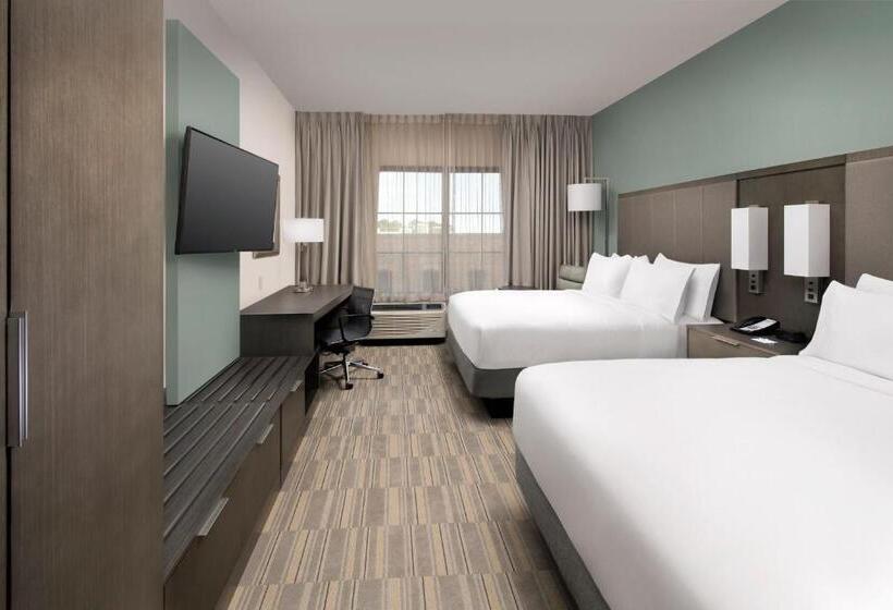 Номер Стандарт Адаптированный для Инвалидов, Holiday Inn Express Pensacola Downtown, An Ihg
