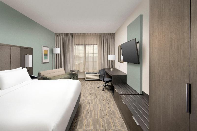 Номер Executive Кровать Кинг, Holiday Inn Express Pensacola Downtown, An Ihg