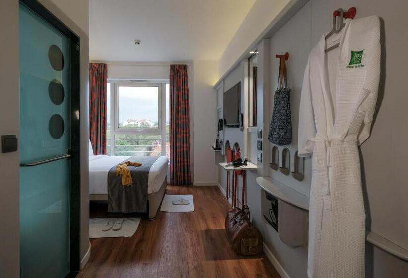 سوییت سوپریور, Ibis Styles Nairobi Westlands