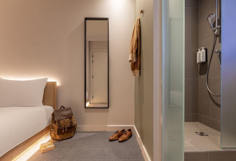 Номер Стандарт, Zedwell Greenwich