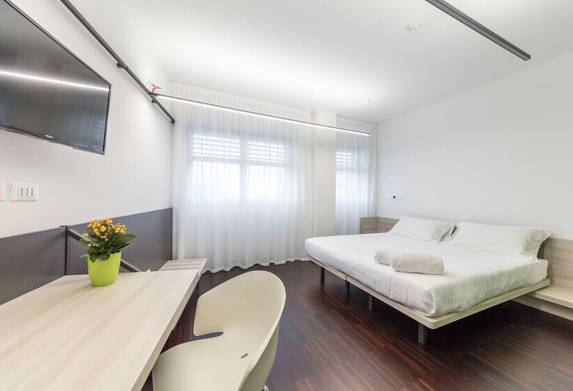 スタンダードルーム, Camplus Roma Casa Per Ferie