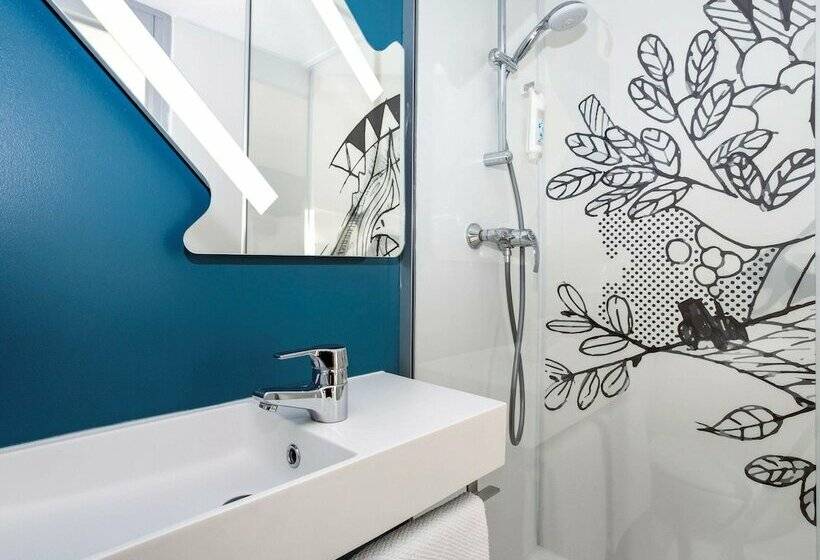 Номер Стандарт Трехместный, Ibis Budget Lorient Caudan