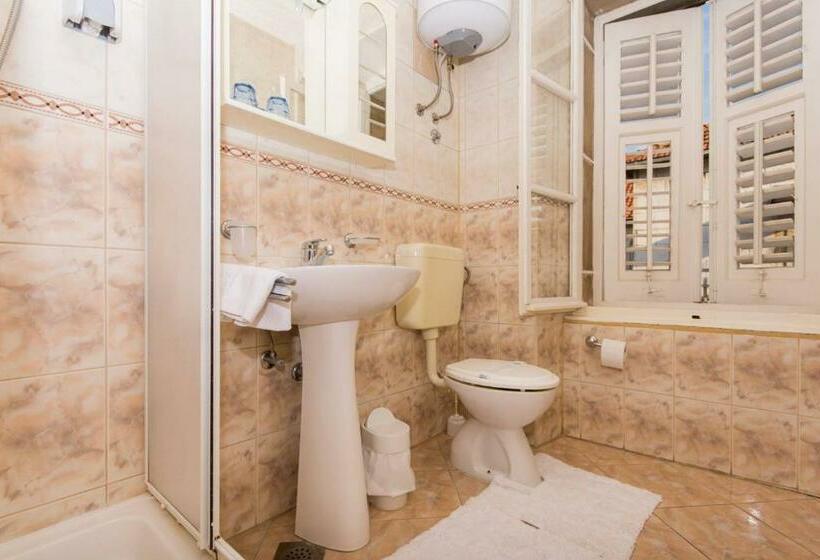 Номер Стандарт, Vila Liza
