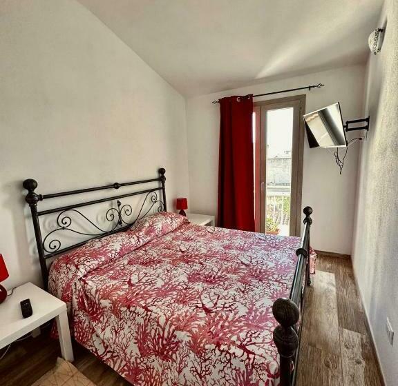 اتاق خانوادگی, B&b Luchia