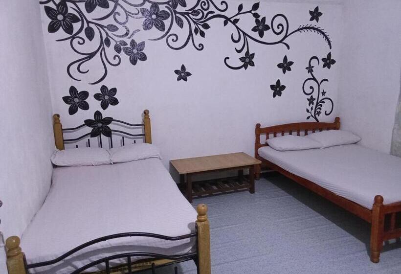 Семейный Номер, Rafee Guest House