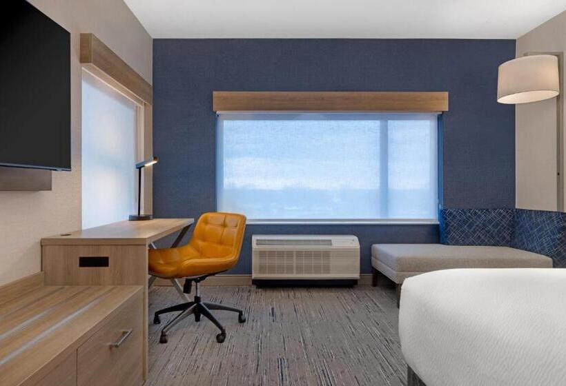 带大床的标准间, Holiday Inn Express & Suites St Thomas