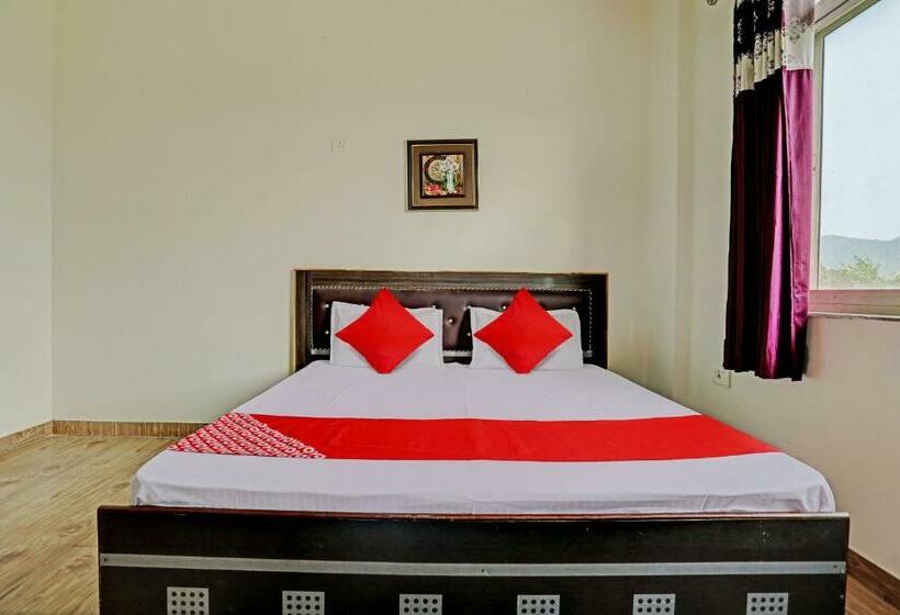 Трехместный Номер Классика, Oyo Flagship Green Vatika Resort