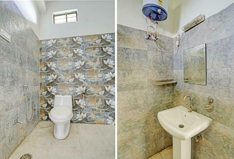 Трехместный Номер Классика, Oyo Flagship Green Vatika Resort