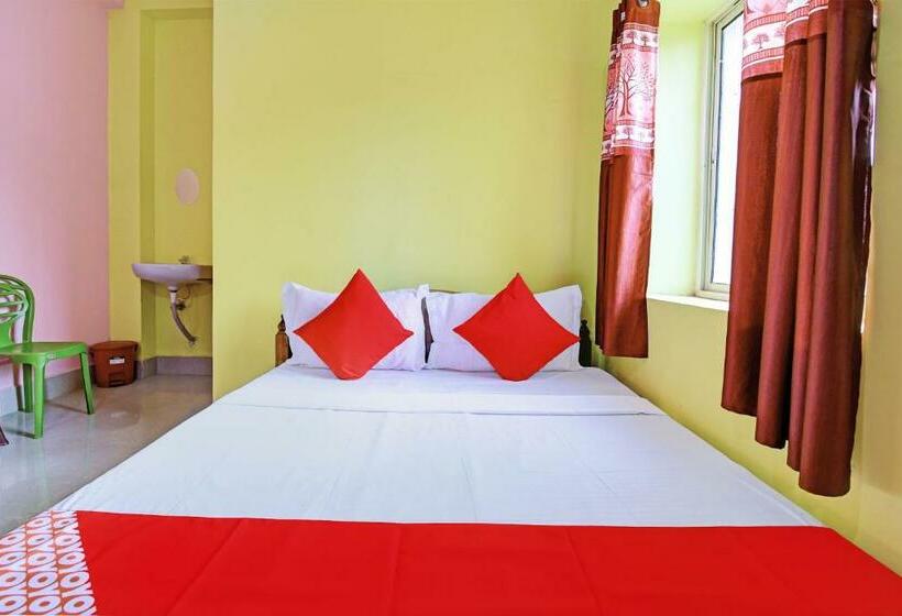 اتاق کلاسیک سه تخته, Oyo Flagship Hotel Utkal Grand