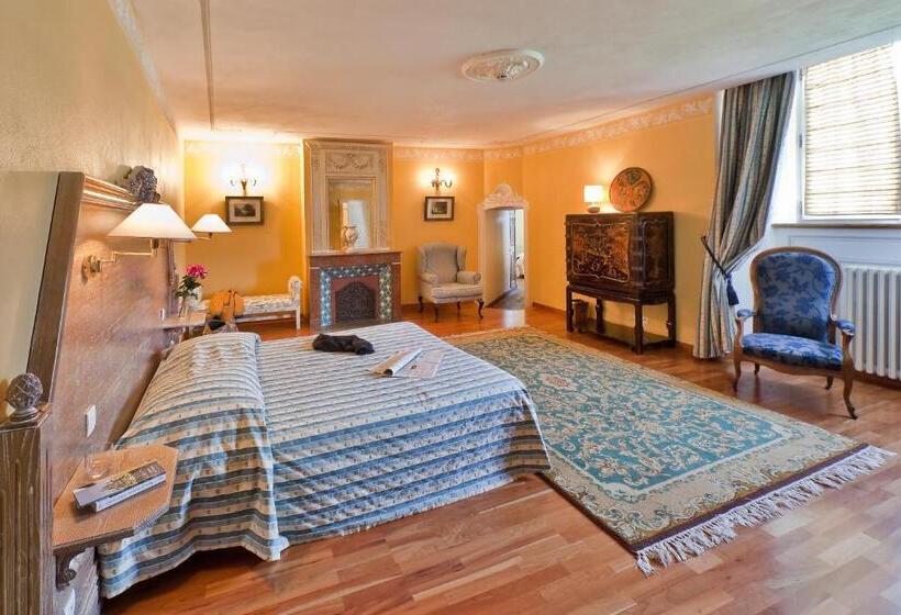 Family Suite, Chateau De Picomtal