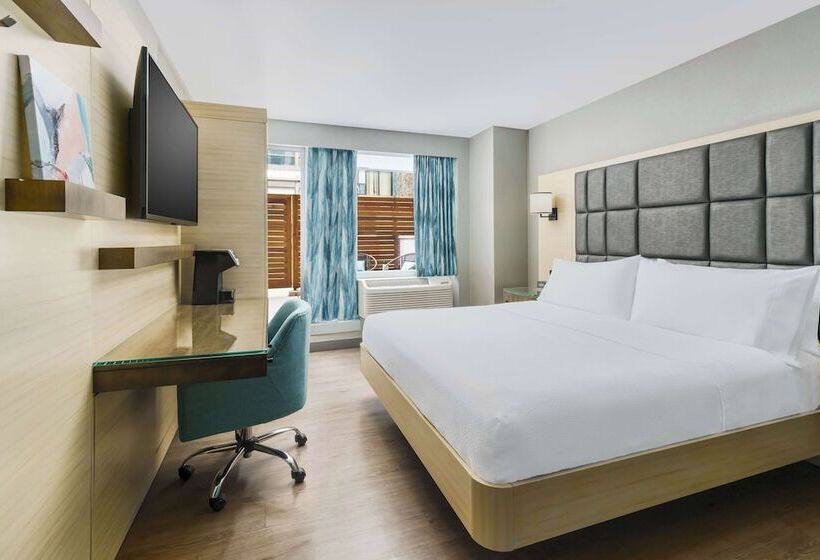 اتاق استاندارد با تخت دوبل, Hilton Garden Inn New York Times Square North