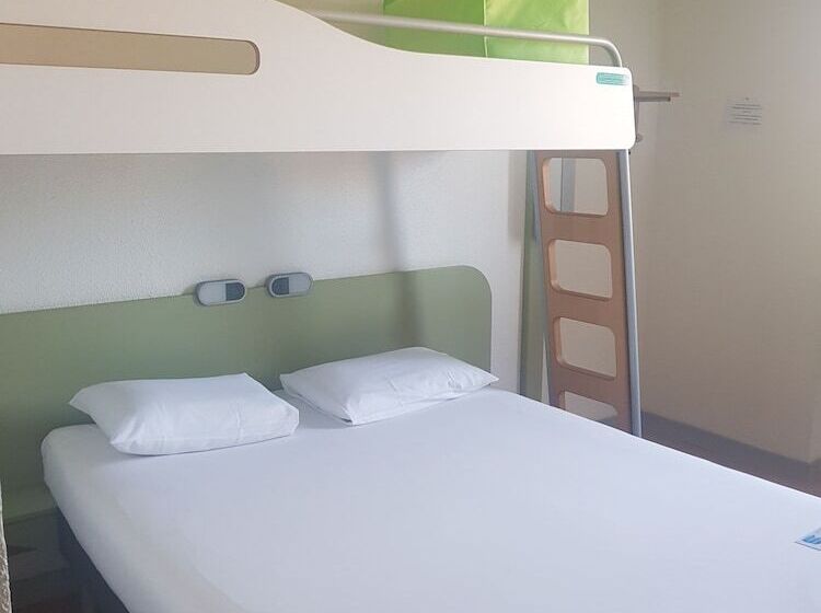 Номер Стандарт Трехместный, Ibis Budget Lorient Hennebont