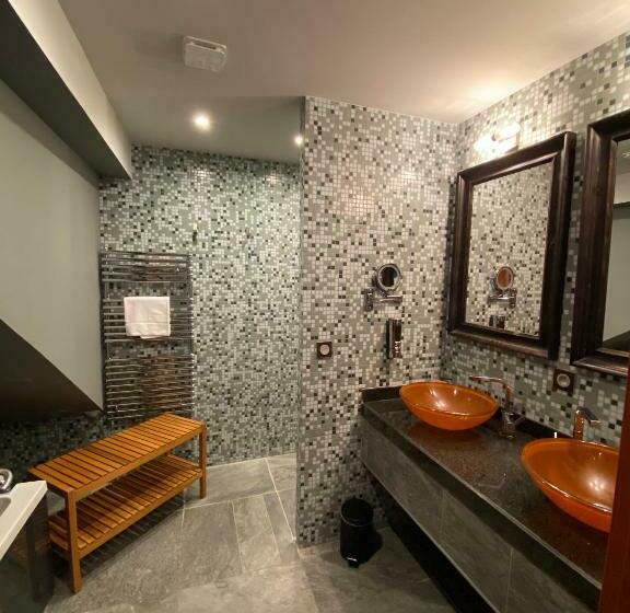 Трехместный Номер Комфорт, Les Suites Du Lac