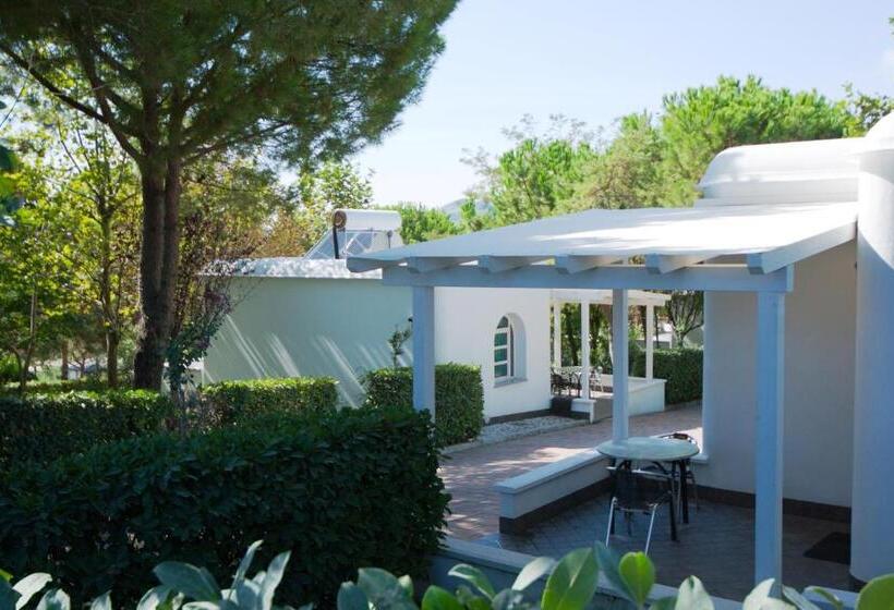 Бунгало Стандарт, Villaggio La Pescaccia