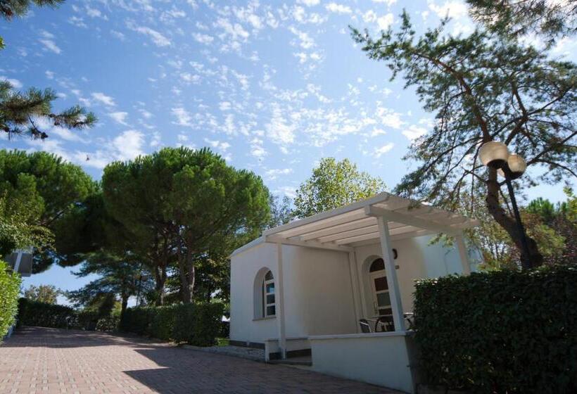 Бунгало Стандарт, Villaggio La Pescaccia