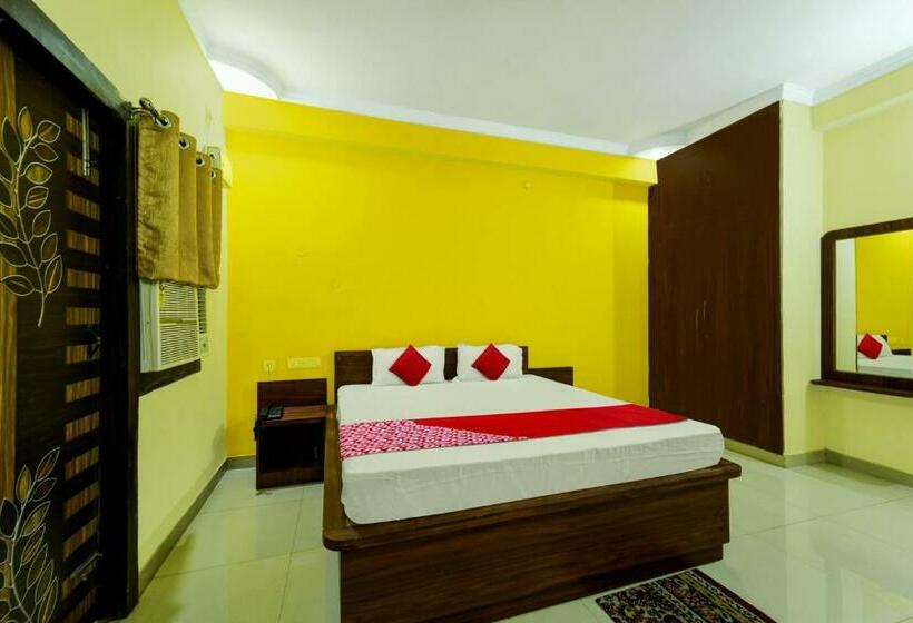 三人经典房间, Oyo Flagship Hotel Vijay Vilas
