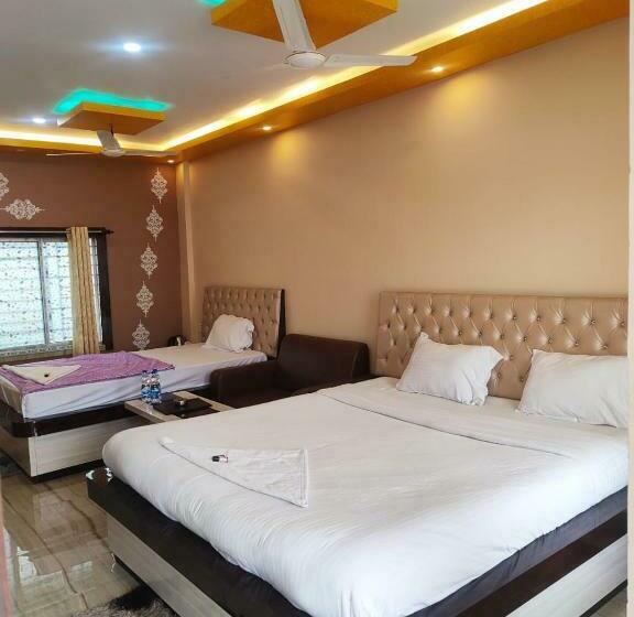 Трехместный Superior Вид на Море, Sweet Dream Beach Resort !! 50 Mts From Beach ! Peaceful Room With Garden View Free Parking !!