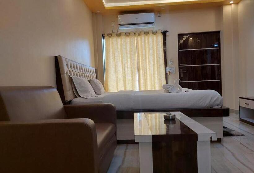 Номер Стандарт, Sweet Dream Beach Resort !! 50 Mts From Beach ! Peaceful Room With Garden View Free Parking !!