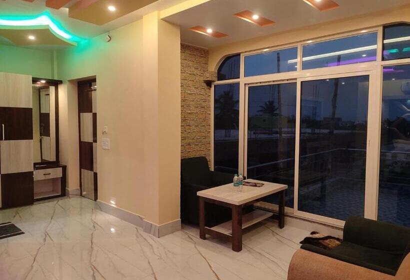 Полулюкс, Sweet Dream Beach Resort !! 50 Mts From Beach ! Peaceful Room With Garden View Free Parking !!