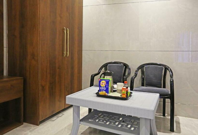 Triplă Executivă, Frankstay By Hotel Preet In 05 Mints Walking Distance Nizamuddin Railway Station