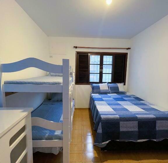 Quarto Quádruplo Estandar, Hostel Coraticum