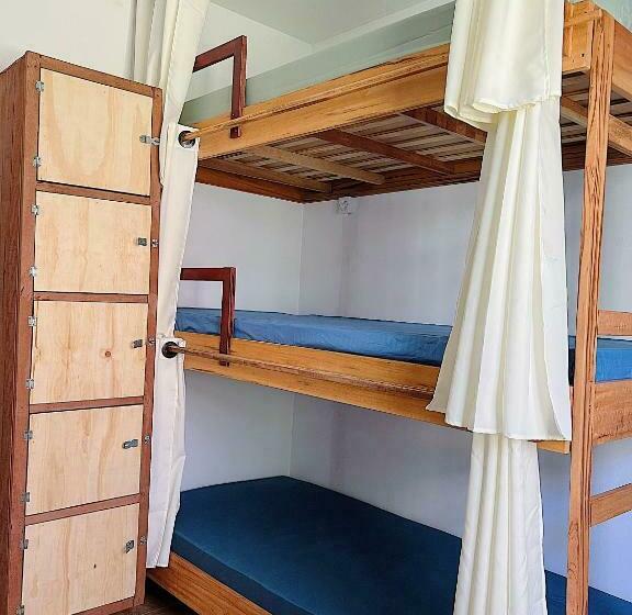 Quarto Familiar, Hostel Coraticum