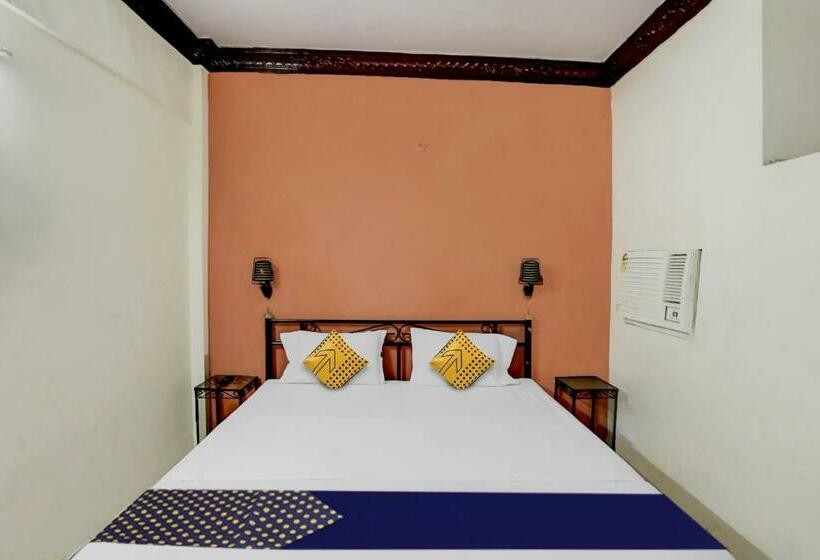 Трехместный Номер Классика, Spot On 81542 Hotel Aryavart
