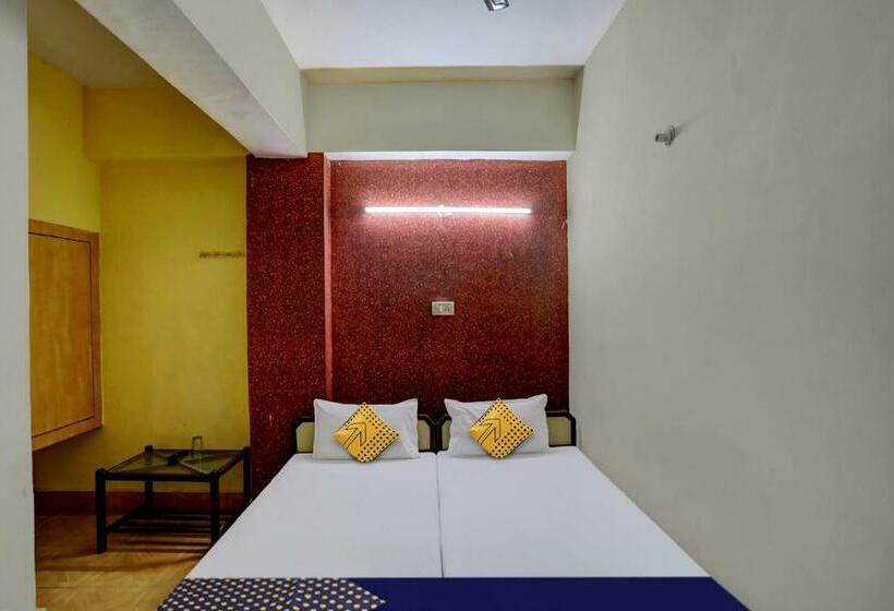 Трехместный Номер Классика, Spot On 81542 Hotel Aryavart
