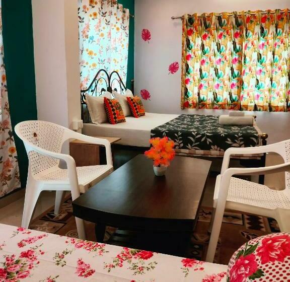 اتاق لوکس خانوادگی, Krishna Stay Guest House