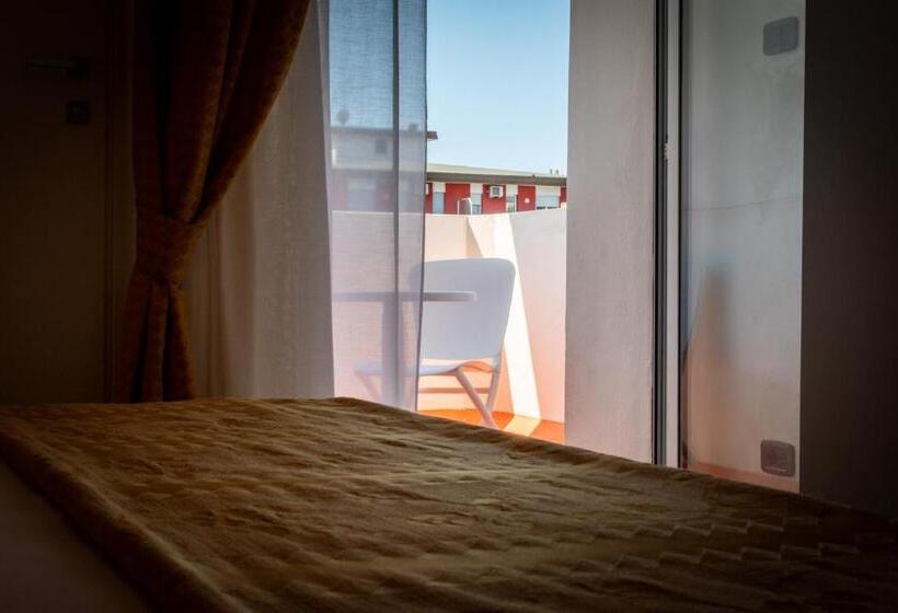 连接 1 卧室公寓, Continental B&b City