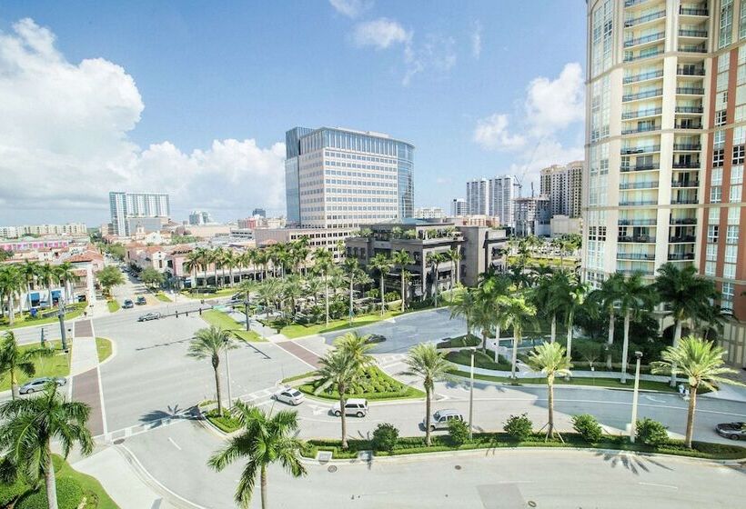 سوئیت پریمیوم, Hilton West Palm Beach