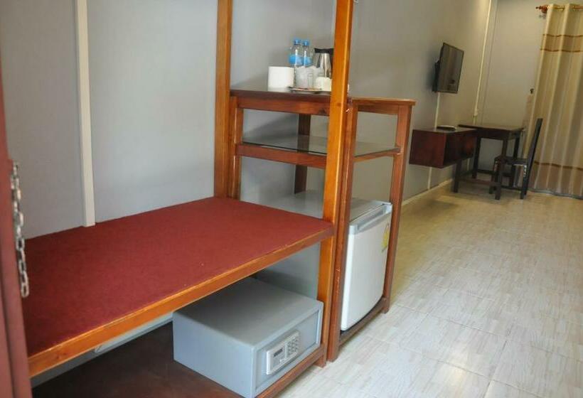 Номер Deluxe Кровать Кинг, Pilgrims Kitchen & Inn