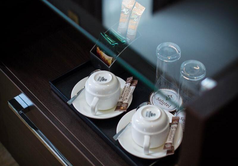 اتاق لوکس, Solutel