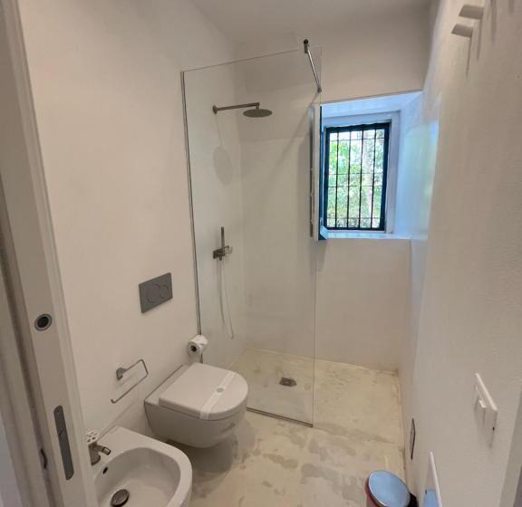اتاق لوکس چهار تخته, La Casa Del Nespolo   Exclusive Country Suites   Seaview Pool & Self Check In