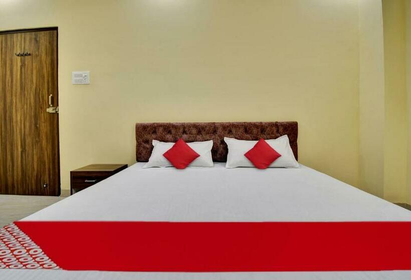 اتاق کلاسیک سه تخته, Oyo Flagship Hotel Prateek